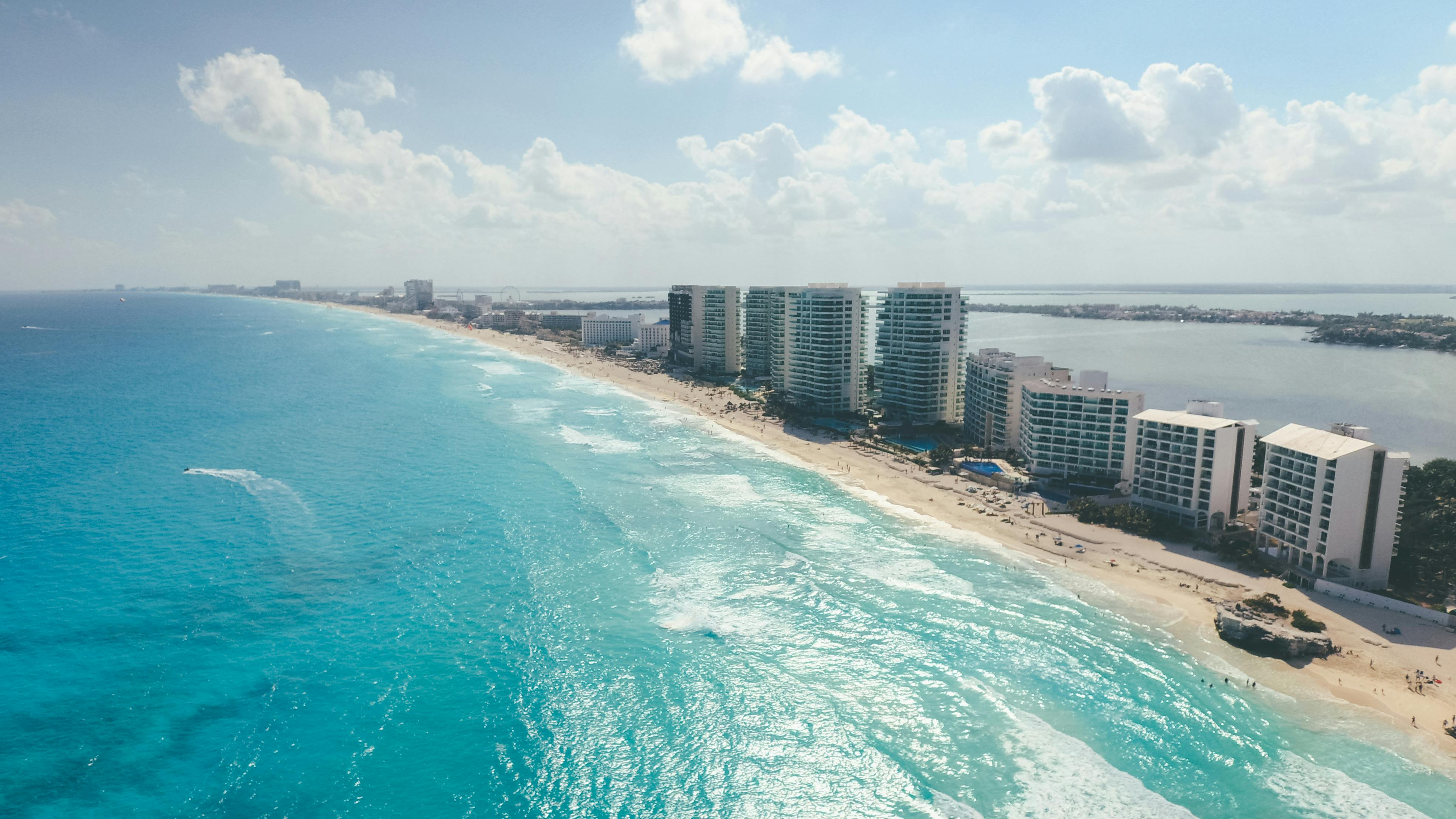 Aeropuerto Internacional de Cancún